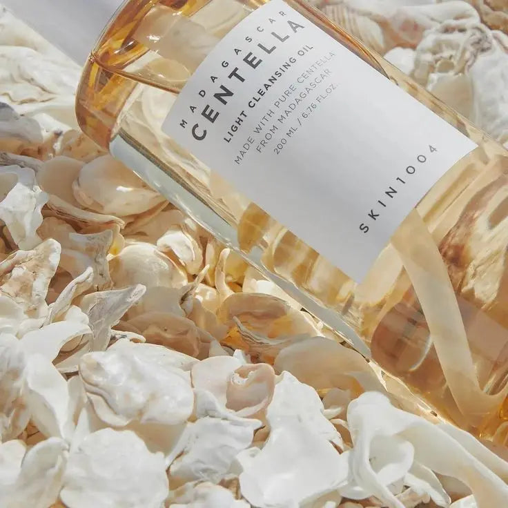 SKIN1004 Madagascar Centella Light Cleansing Oil SKIN1004