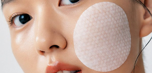 Les 5 erreurs skincare qui abîment votre peau (et comment les éviter)