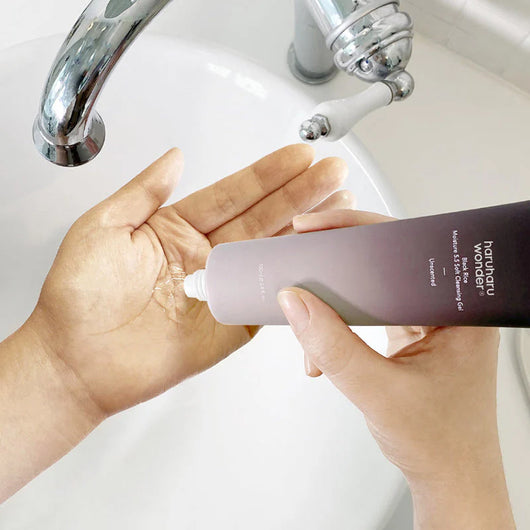 HARUHARU WONDER Black Rice Cleansing Gel