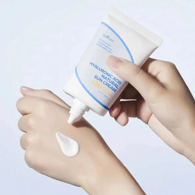 ISNTREE Hyaluronic Acid Natural Suncream ISNTREE
